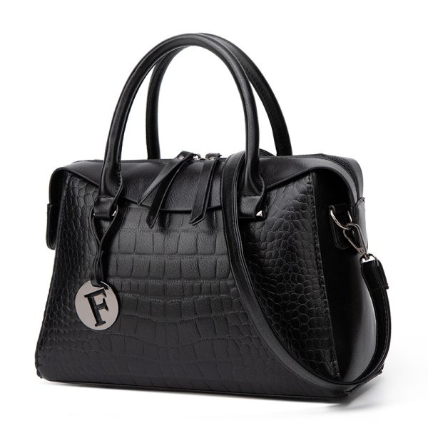Elegant Crocodile-Texture Leather Handbag with Magnetic Clasp, Classic Design