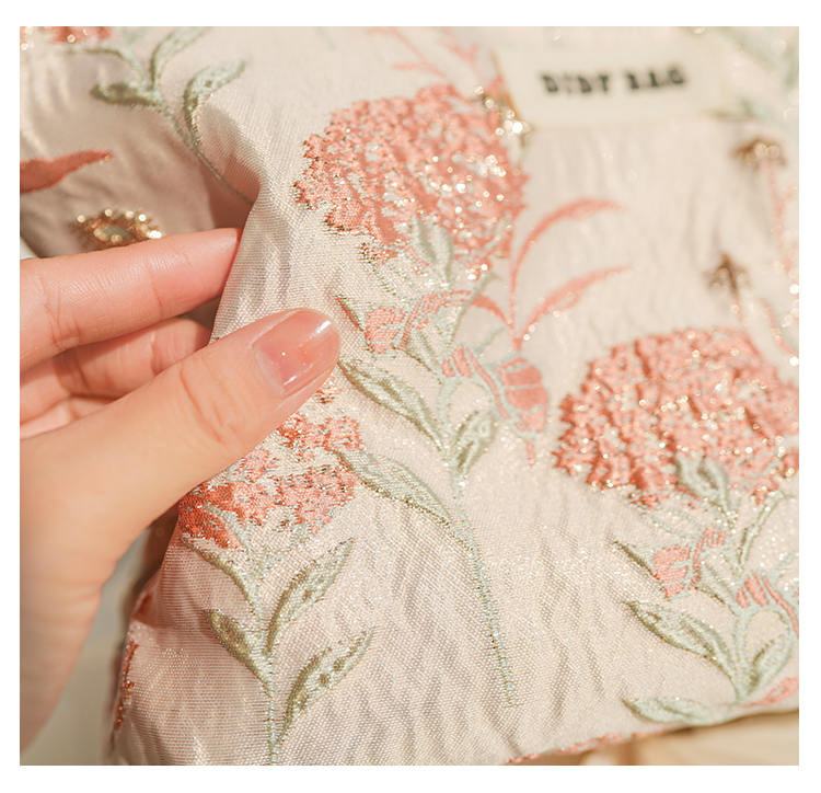 Customization of luggage and bag products